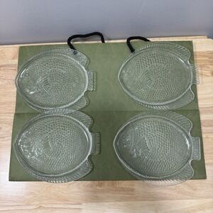 Vintage Glass Fish Plates Set of 4 Clear Textured Dinner Salad Beach‎ Coastal